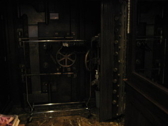Enlarge photo 17