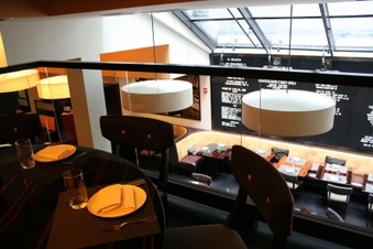 Enlarge photo 24