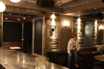 Enlarge photo 38