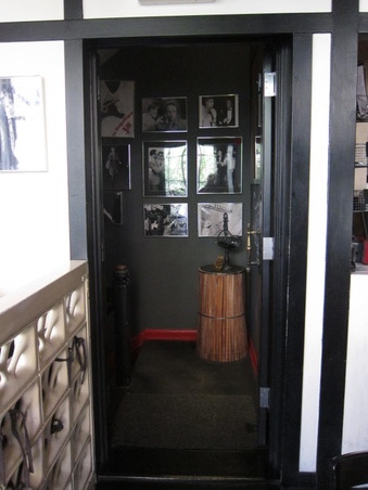Enlarge photo 23