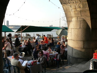Enlarge photo 36