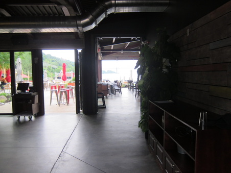 Enlarge photo 23