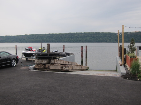 Enlarge photo 48
