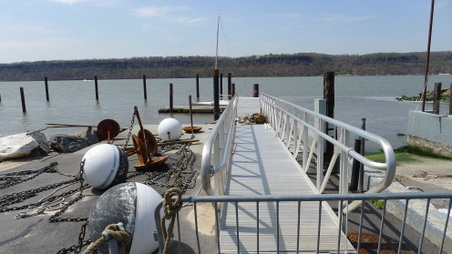 Enlarge photo 33