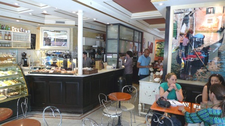 Enlarge photo 24