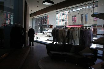 Enlarge photo 24