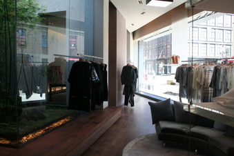 Enlarge photo 22