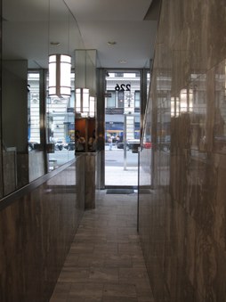 Enlarge photo 16