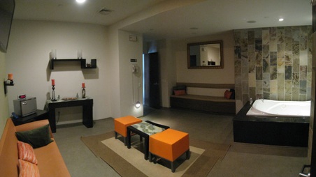 Enlarge photo 19