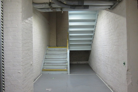 Enlarge photo 35