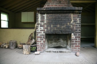 Enlarge photo 86