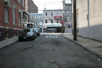 Enlarge photo 11