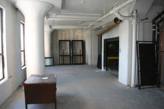 Enlarge photo 17