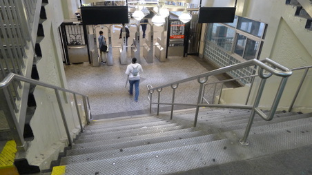 Enlarge photo 24