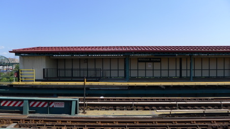 Enlarge photo 51