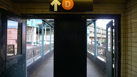 Enlarge photo 47