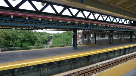 Enlarge photo 158
