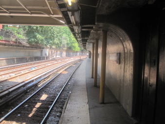 Enlarge photo 17
