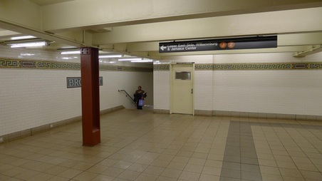 Enlarge photo 56