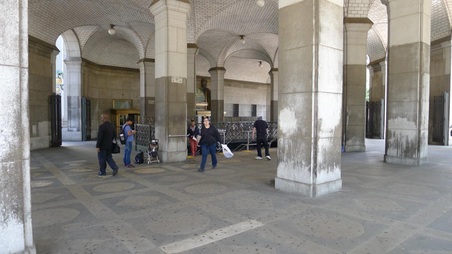 Enlarge photo 19