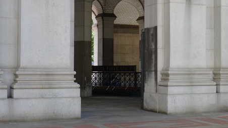 Enlarge photo 44