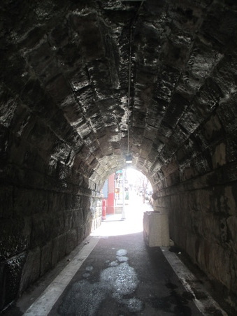Enlarge photo 19