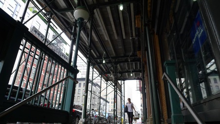 Enlarge photo 17