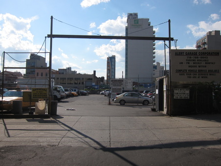 Enlarge photo 9