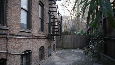 Enlarge photo 17