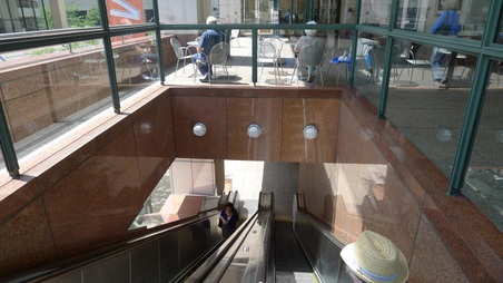 Enlarge photo 13