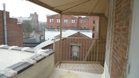 Enlarge photo 109