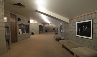 Enlarge photo 12