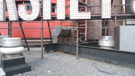 Enlarge photo 23