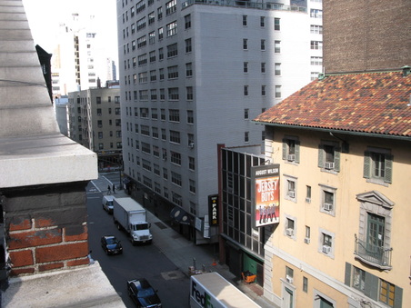 Enlarge photo 30