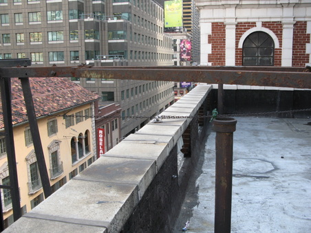 Enlarge photo 13