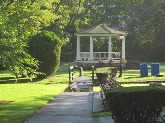 Enlarge photo 93