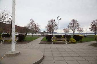 Enlarge photo 47