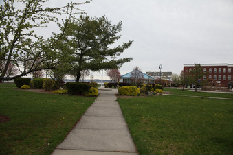 Enlarge photo 53