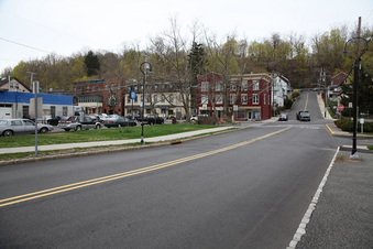 Enlarge photo 57