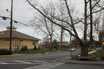 Enlarge photo 120