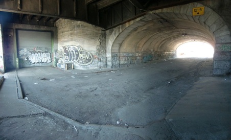 Enlarge photo 16