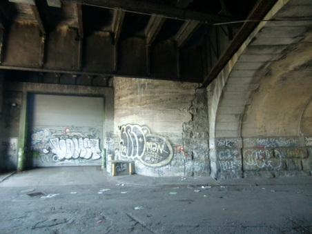 Enlarge photo 17