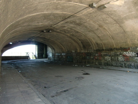 Enlarge photo 22