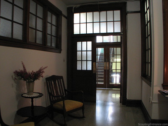 Enlarge photo 10