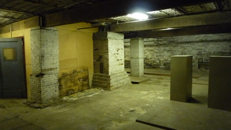 Enlarge photo 71