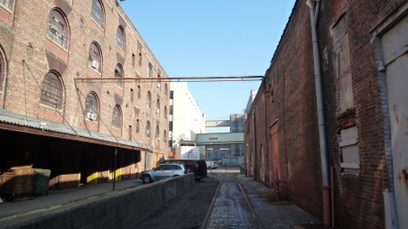 Enlarge photo 19