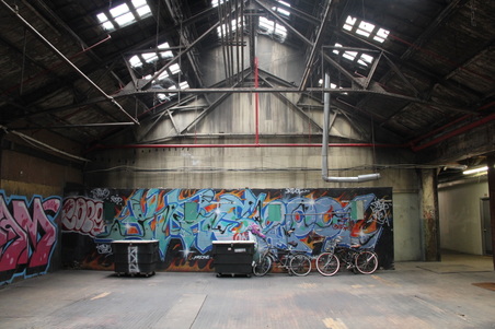 Enlarge photo 19