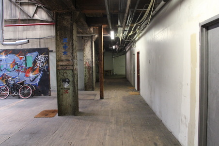 Enlarge photo 29