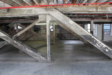 Enlarge photo 23