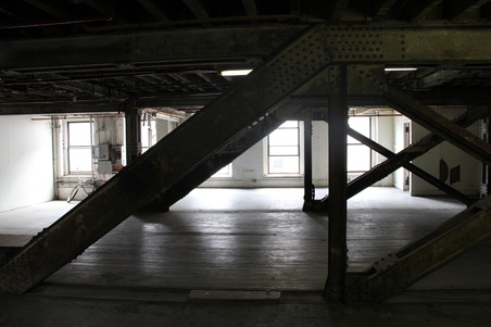 Enlarge photo 24